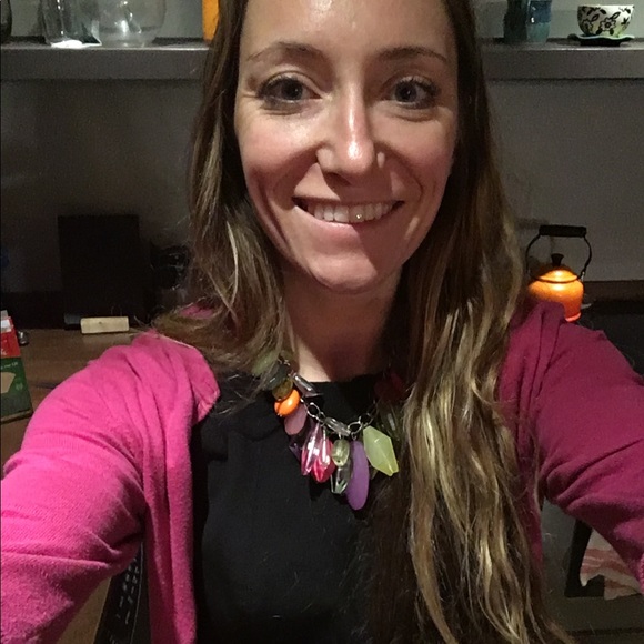 Meet your Posher, Jeannie - Picture 1 of 2